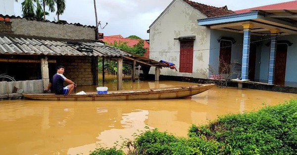 Mưa lũ ở Quảng Bình: Gần 33.000 ngôi nhà ngập, 4 người chết và mất tích